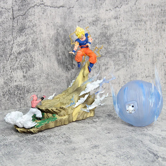 ragon Ball Z: Goku Super Saiyan vs Buu Diorama Statue | 21cm PVC Figure