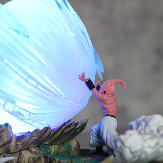 ragon Ball Z: Goku Super Saiyan vs Buu Diorama Statue | 21cm PVC Figure